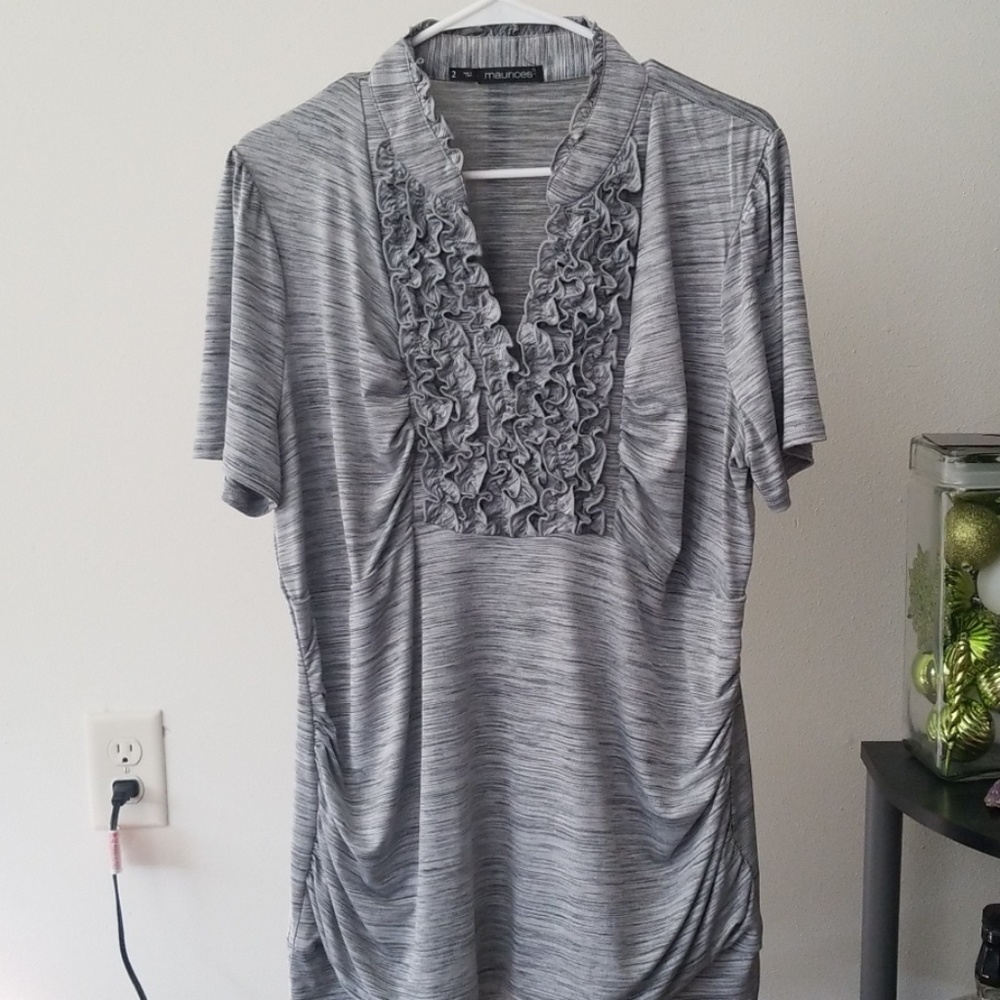 grey shirt